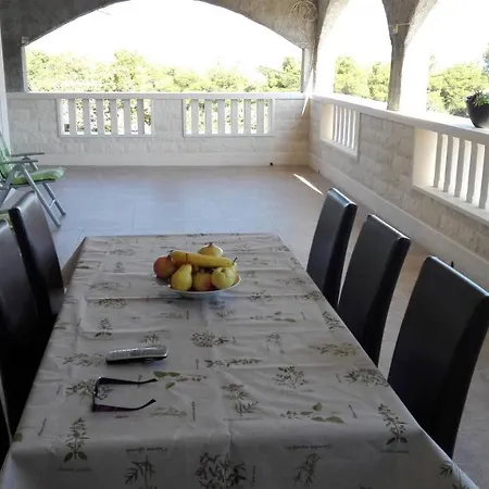 Apartment Marko Insel Brac *