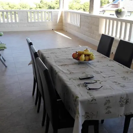 Apartment Marko Insel Brac