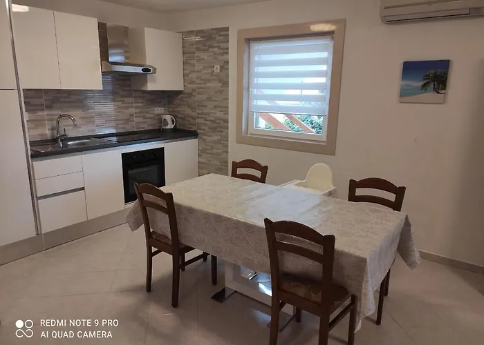 Marko Insel Brac Appartement Sutivan