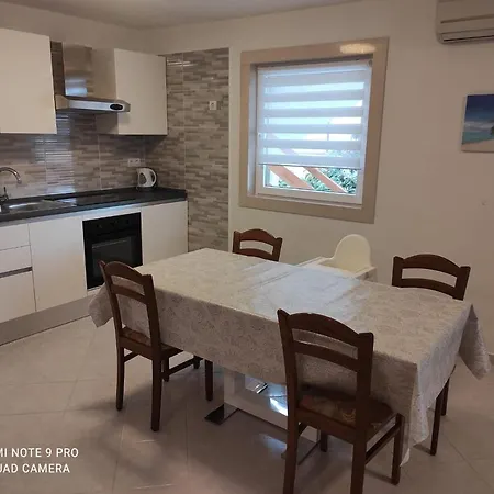 Marko Insel Brac Apartmán Sutivan